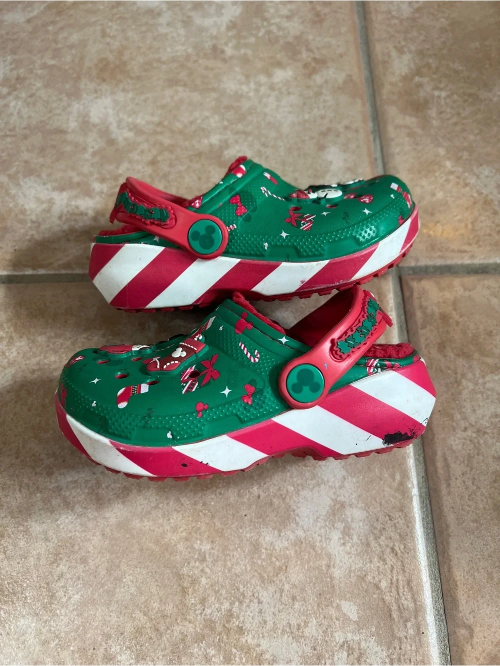 Crocs fleece lined Holiday Christmas Disney Mickey Minnie Mouse toddler Size 8C